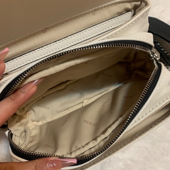 GUESS Crossbody Bag - Picture 7 of 16